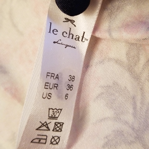 🆕️Le Chat  top - Picture 5 of 7